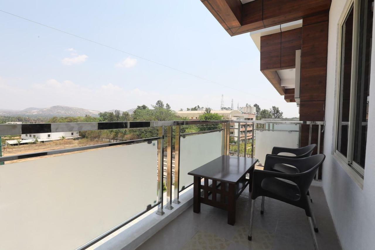Oyo 33451 Ace Inn Bangalore Esterno foto