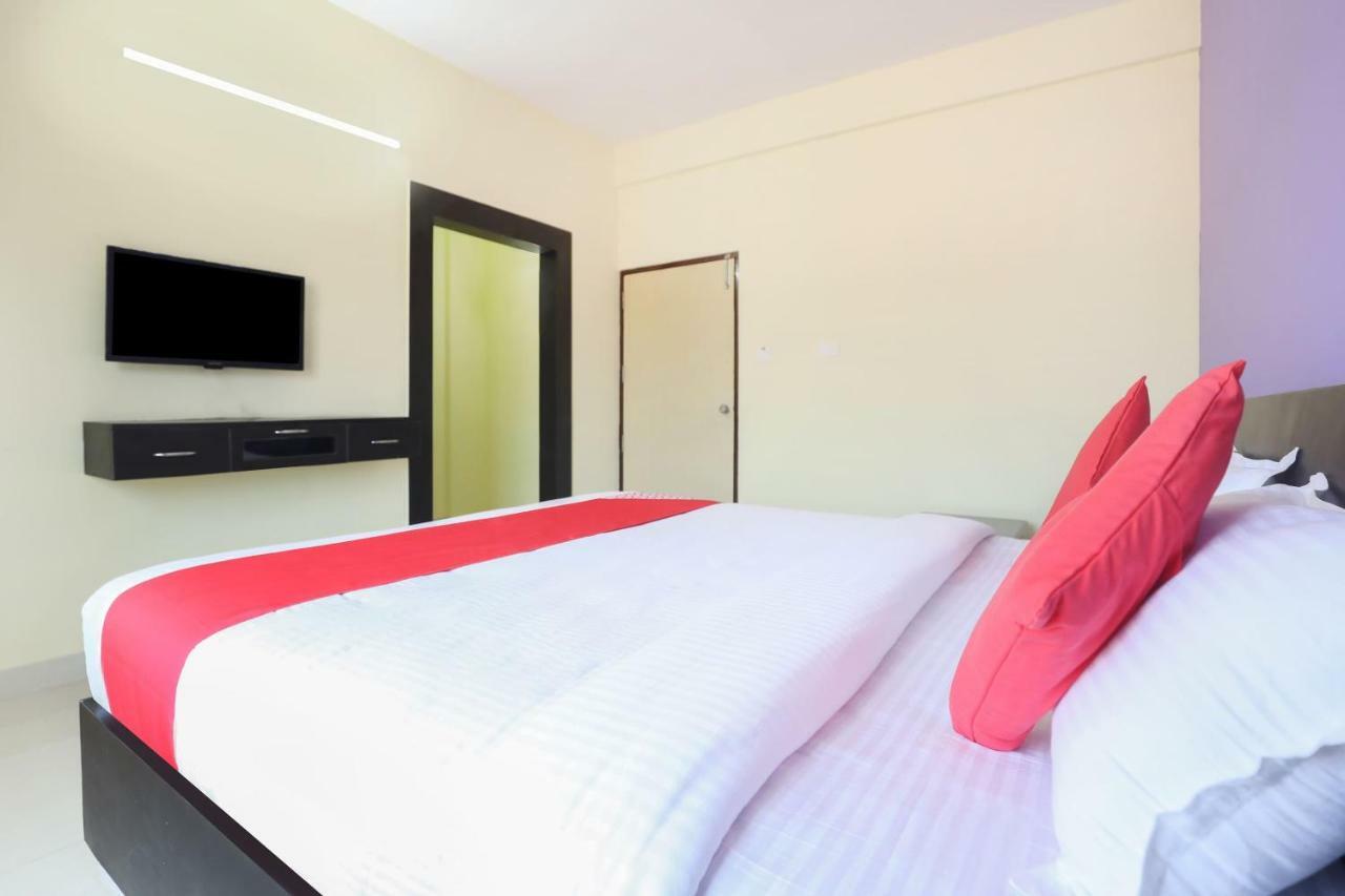 Oyo 33451 Ace Inn Bangalore Esterno foto